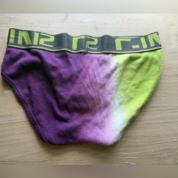 C-IN2 Men's Two-Tone Purple & Lime Briefs - Picture 2 of 5